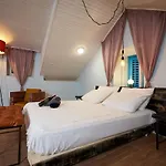 Bubalus Boutique Couette-café